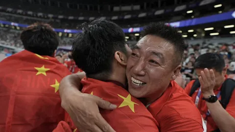 湖人VS热火对决：连败背后是实力不足还是心态波动？